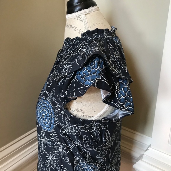 Charlotte Brody Top Shirt Womens XS Black Blue Flutter Sleeve Floral Print Silk - Picture 9 of 12